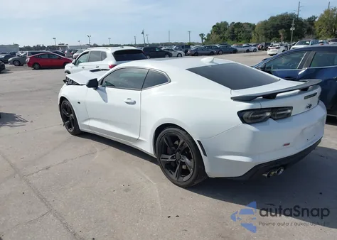 2019 Chevrolet Camaro 1Ss z USA, uszkodzony, nr VIN 1G1FF1R75K0157341